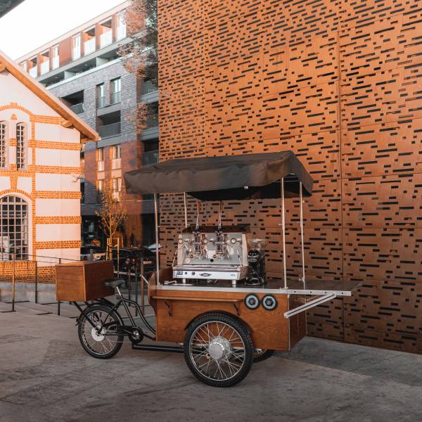 Bicicleta_cafea_lemn